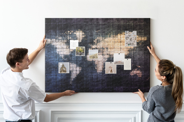 Tablero de anuncios mapa del mundo con diseño de píxeles estilizado