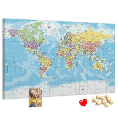 Tablero de anuncios mapa del mundo con los continentes coloreados