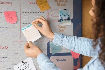 Agenda semanal con diseño de motivos vegetales