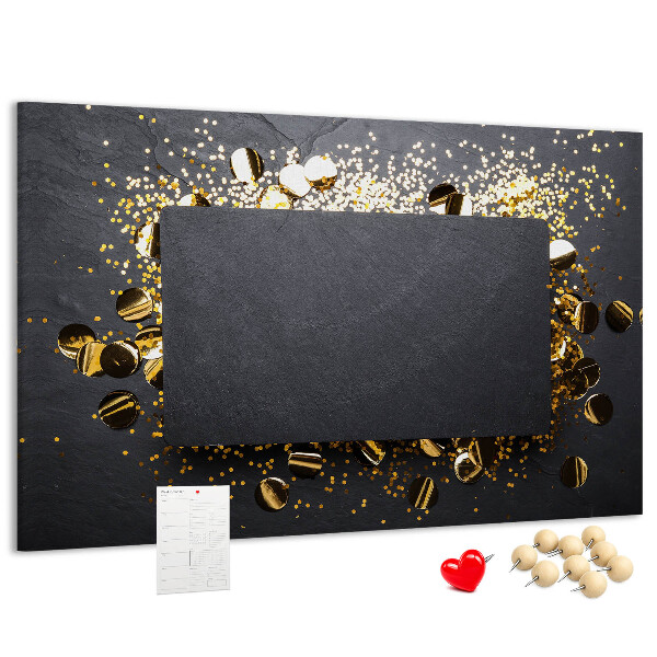 Tablero de anuncios con diseño de confeti dorado sobre fondo negro