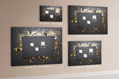 Tablero de anuncios con diseño de confeti dorado sobre fondo negro