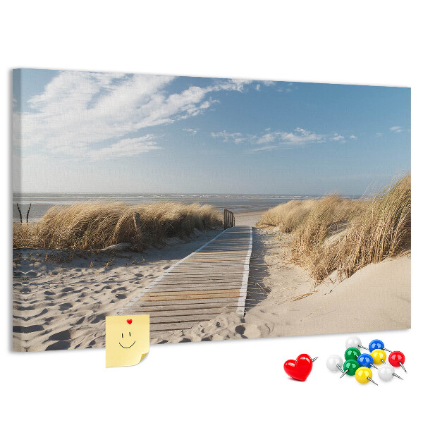 Pizarra de corcho con diseño de paisaje de playa bajo el sol de verano