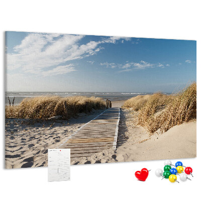 Pizarra de corcho con diseño de paisaje de playa bajo el sol de verano