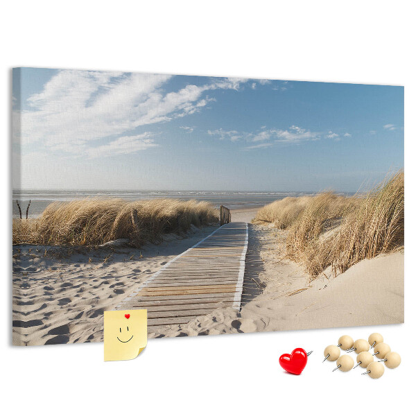 Pizarra de corcho con diseño de paisaje de playa bajo el sol de verano