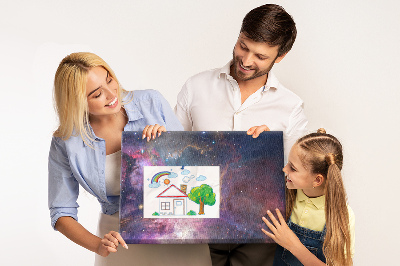 Tablero de corcho decorado con diseño de paisaje espacial de estrellas y nebulosas