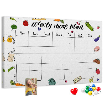 Tablero de corcho decorado para organizar el plan de comidas semanal