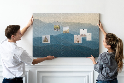 Tablero de corcho decorativo con diseño de paisaje de montaña en tonos delicados