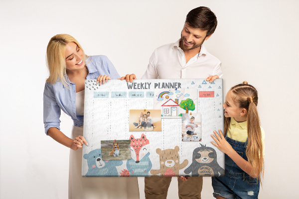 Tablero de anuncios planificador semanal con diseño de animales del bosque