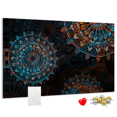 Tablero de anuncios Mandalas complejos en tonos azules y marrones.