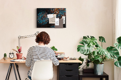 Tablero de anuncios Mandalas complejos en tonos azules y marrones.
