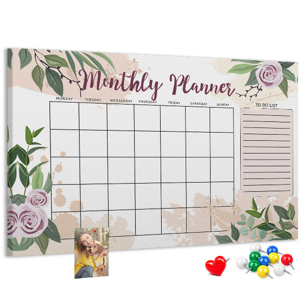 Calendario mensual con detalles florales y tablero de anuncios