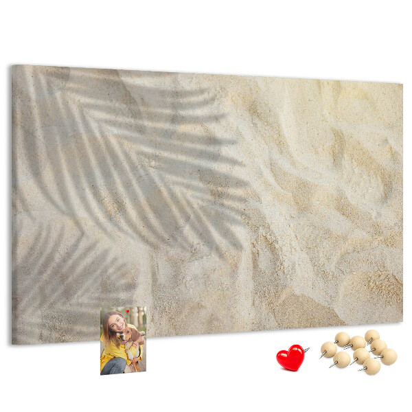 Tablero de corcho decorativo arenas cálidas con sombras delicadas