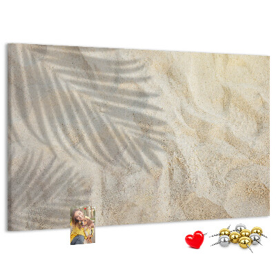 Tablero de corcho decorativo arenas cálidas con sombras delicadas