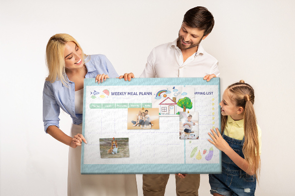 Planificador de comidas semanal con tablero de corcho decorativo
