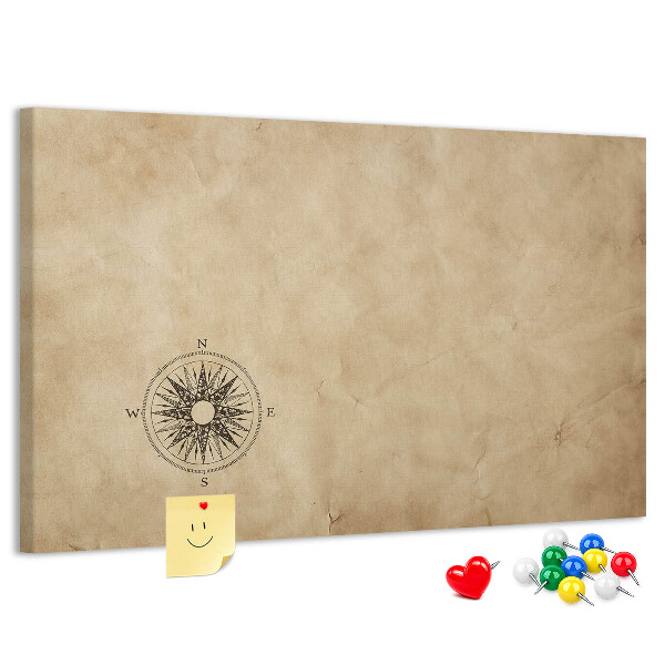 Tablero de corcho decorativo mapa antiguo con una brújula de fondo