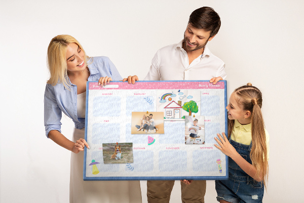 Tablero de corcho decorativo agenda anual con estampado de frutas