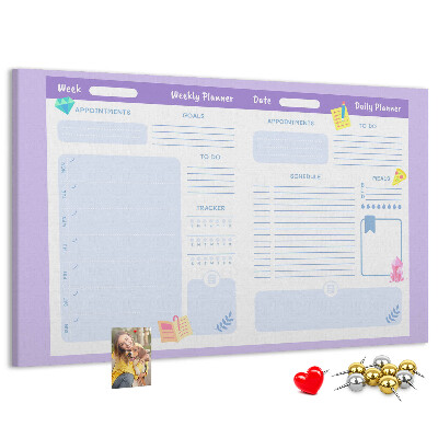 Tablero de corcho decorado con diseño de agenda semanal y detalles coloridos