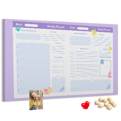 Tablero de corcho decorado con diseño de agenda semanal y detalles coloridos