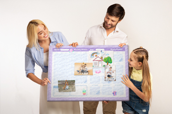 Tablero de anuncios agenda anual en colores pastel