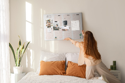 Tablero de corcho decorado agenda semanal con diseño de plantas
