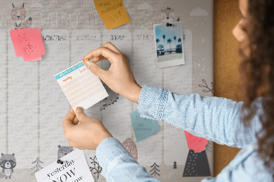 Tablero de corcho decorado con diseño de animales del bosque para agenda semanal
