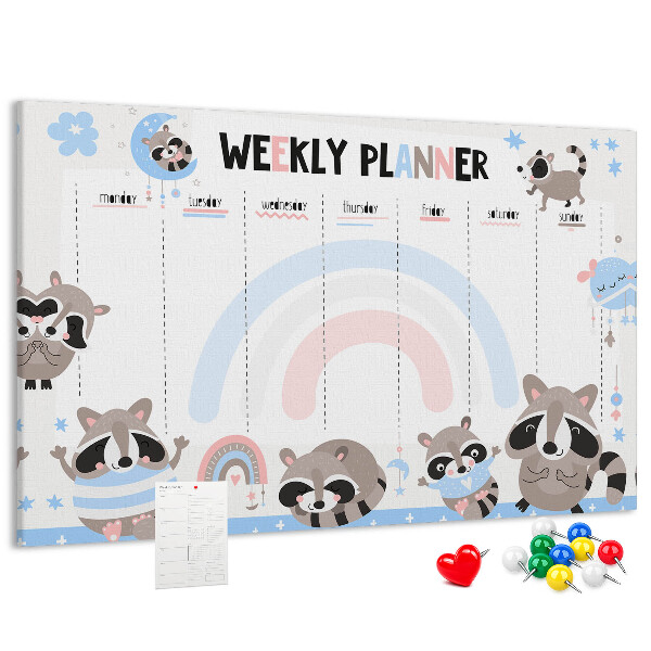 Pizarra de corcho con diseño de agenda semanal y mapaches alegres