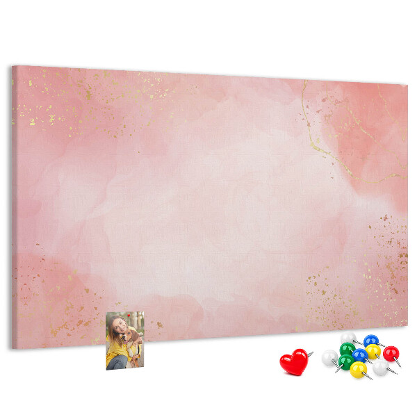 Pizarra de corcho con fondo rosa y delicados detalles dorados