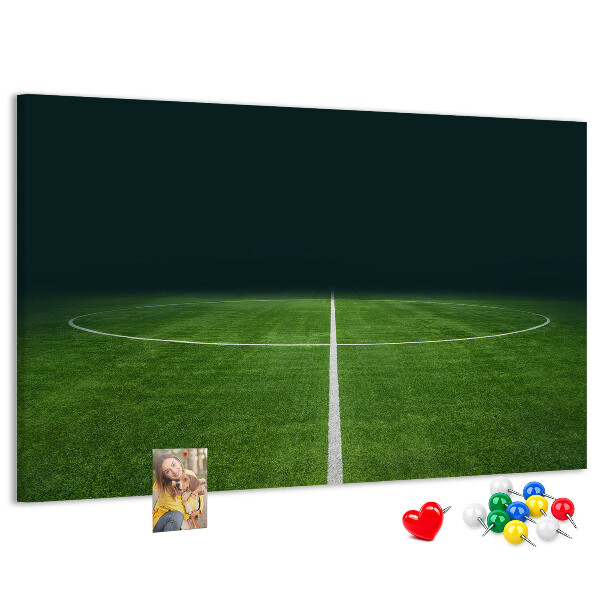 Tablero de anuncios con diseño de campo de fútbol con líneas y césped