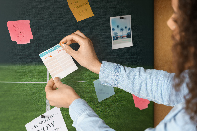 Tablero de anuncios con diseño de campo de fútbol con líneas y césped