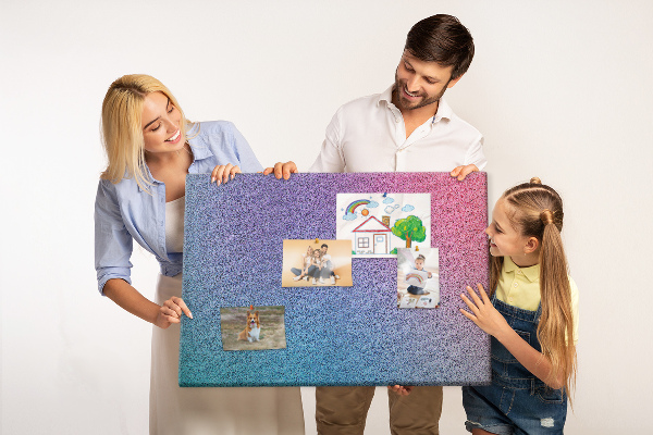 Tablero de corcho decorativo con degradado de color en tonos morados