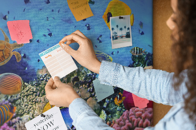 Pizarra de corcho con diseño de mundo tropical, colores submarinos y peces
