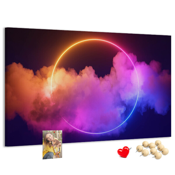Pizarra de corcho con diseño de nubes coloridas y círculo de neón