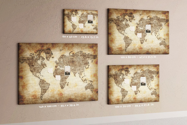 Tablero de anuncios con diseño de mapa del mundo antiguo sobre fondo de lienzo
