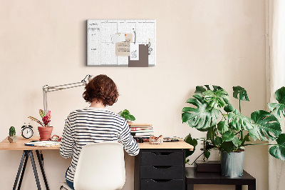 Tablero de corcho decorado con diseño de cuadrícula para organizar el tiempo