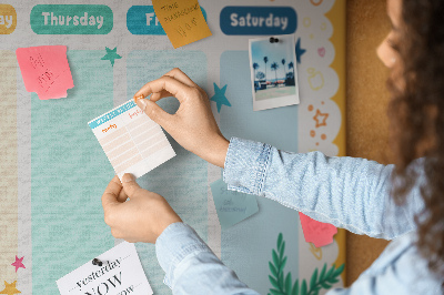 Tablero de corcho decorado agenda semanal con motivos escolares coloridos