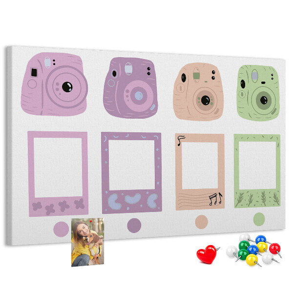 Tablero de anuncios con diseño de cámaras en tonos pastel