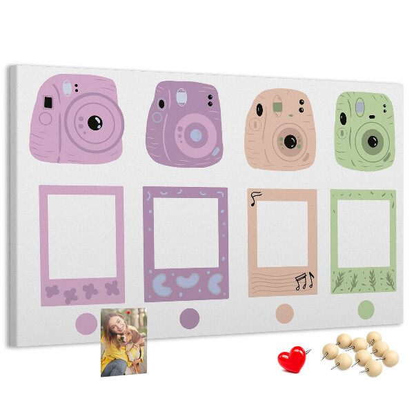 Tablero de anuncios con diseño de cámaras en tonos pastel