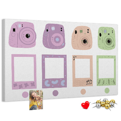 Tablero de anuncios con diseño de cámaras en tonos pastel