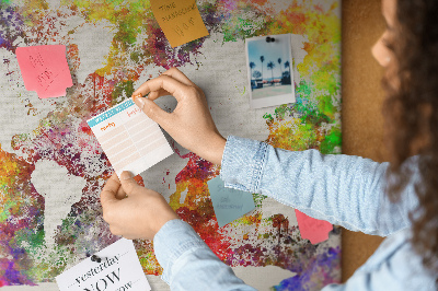 Tablero de corcho decorado mapa del mundo colorido al estilo acuarela