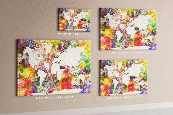Tablero de corcho decorado mapa del mundo colorido al estilo acuarela