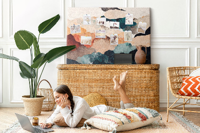 Tablero de corcho decorativo con diseño de nubes abstractas en colores apagados
