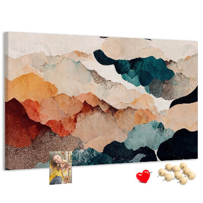 Tablero de corcho decorativo con diseño de nubes abstractas en colores apagados