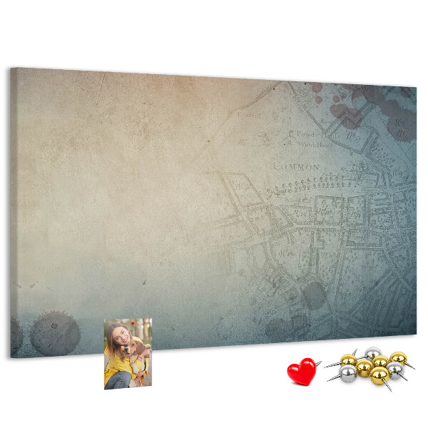 Tablero de corcho decorado mapa antiguo con delicadas manchas