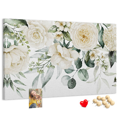 Tablero de corcho decorado con estampado floral en tonos delicados