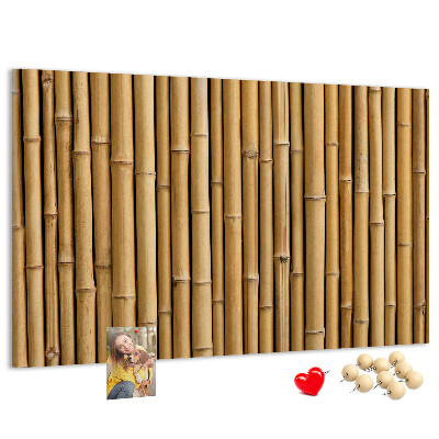 Tablero de anuncios con fondo de madera de bambú natural