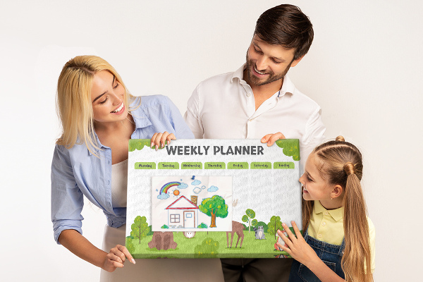 Tablero de anuncios planificador semanal infantil con diseño de animales del bosque