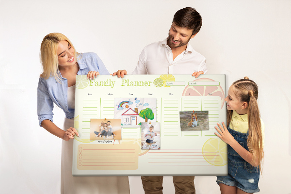 Tablero de anuncios agenda familiar con estampado de cítricos