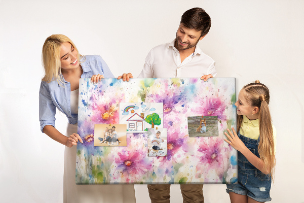 Tablero de corcho decorado con diseño de acuarelas florales en tonos rosados