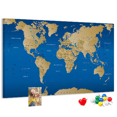Tablero de anuncios mapa del mundo con alfileres de colores