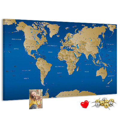 Tablero de anuncios mapa del mundo con alfileres de colores